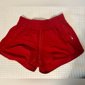 Lululemon tracker short 4” inseam size 6